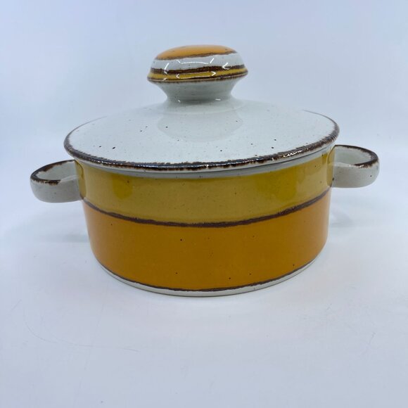 vintage stonehenge midwinter sun covered casserole with handles 1970's - Picture 1 of 5